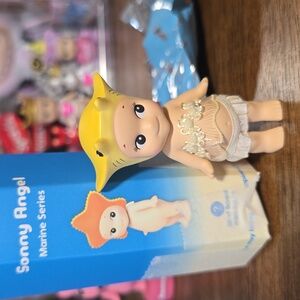 Marine Series Manta Sonny Angel 100% Authentic